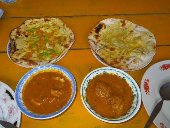 Cena en el restaurante indio Yasmin
