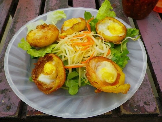 Banh Can Trung: Huevos al estilo hoiano