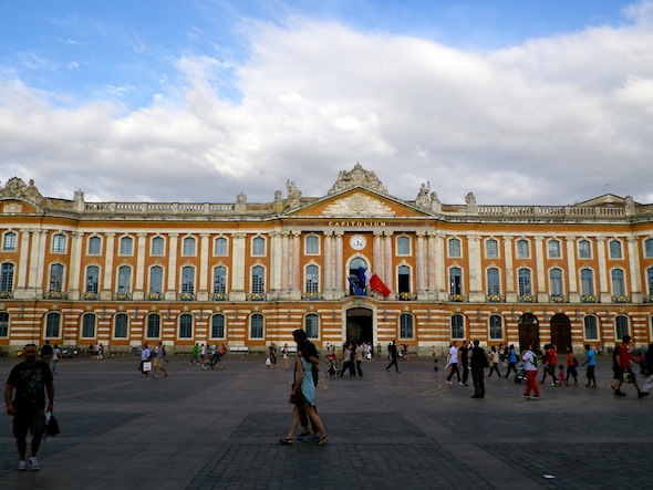 Plaza Toulouse