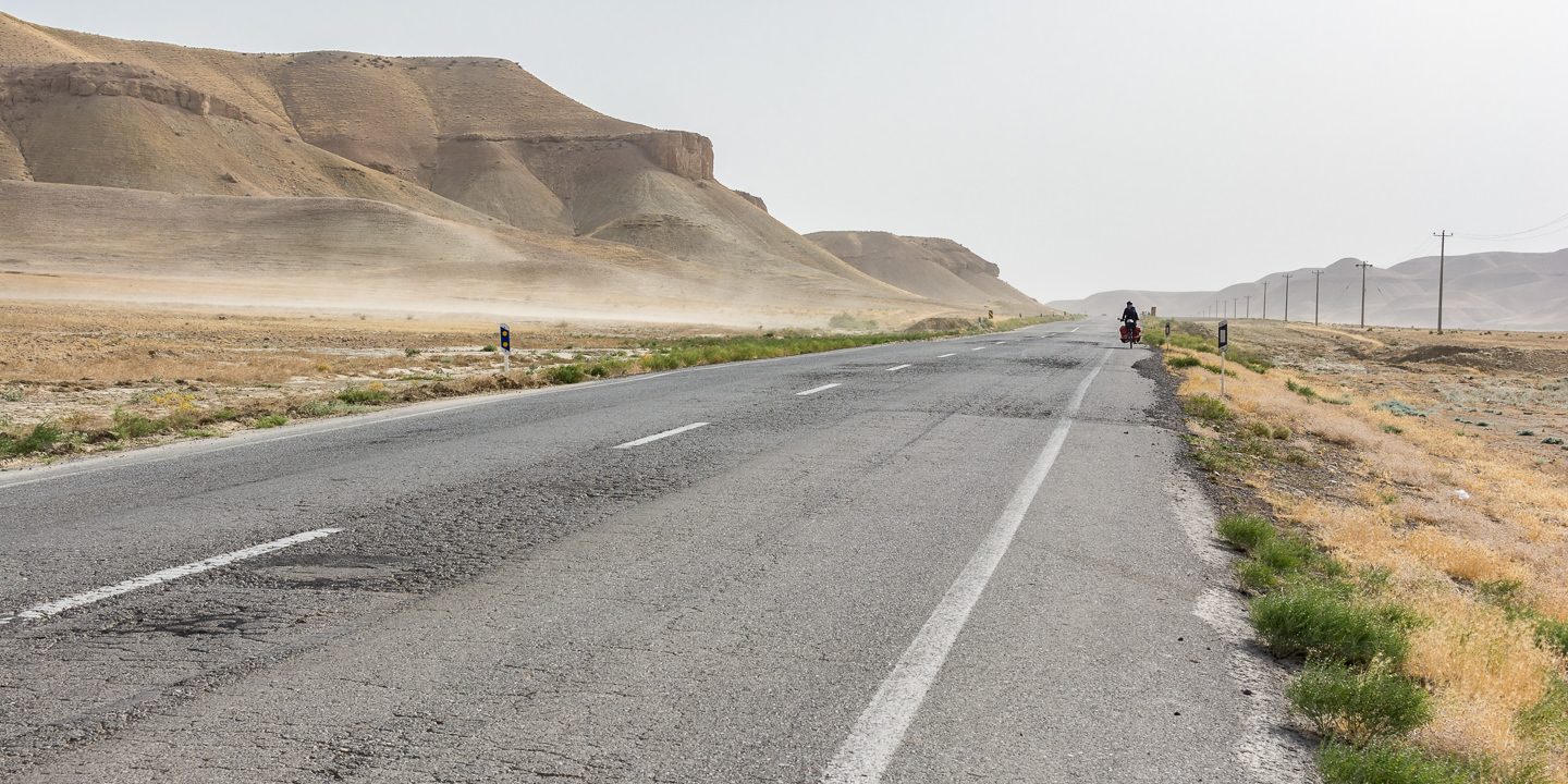 Un viaje en bicicleta por Irán en imágenes